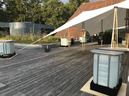 Bambuszelte - Bambushalle mit ibc Wassertank / Tisch Verankerung